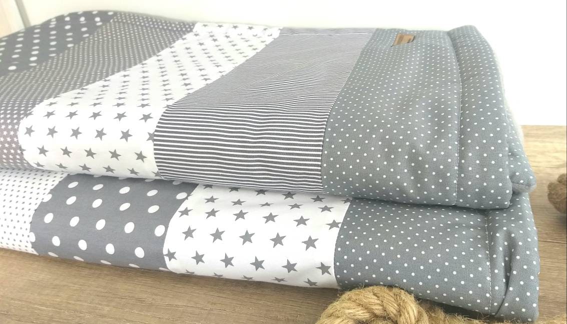 STRIPES - PATCHWORK - BABYDECKE - Tagesdecke - Kuscheldecke mit Namen