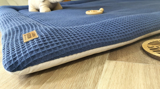 Waffelpique Krabbeldecke Laufstalleinlage Babydecke Spieldecke personalisierbar mit Namen DARKJEANS